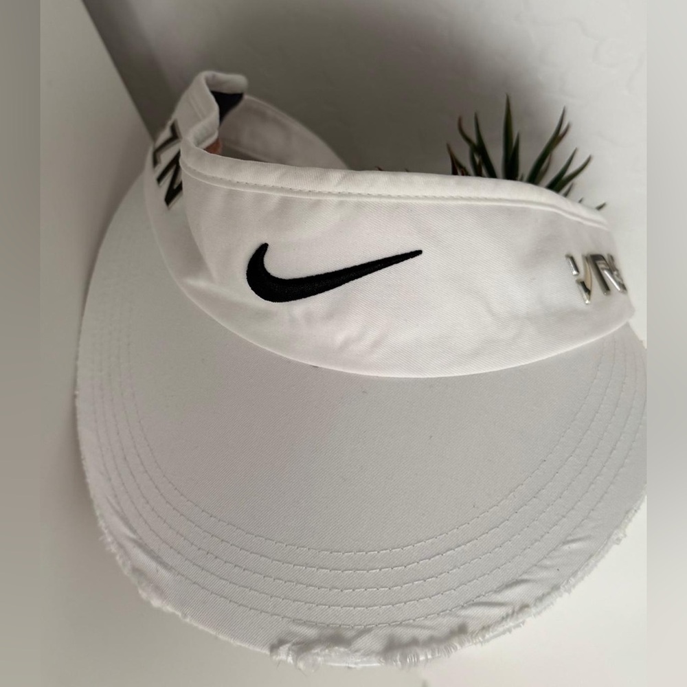 Nike Golf Distressed RZN VRS White Visor Hat Unisex Mens Women’s Sports Active